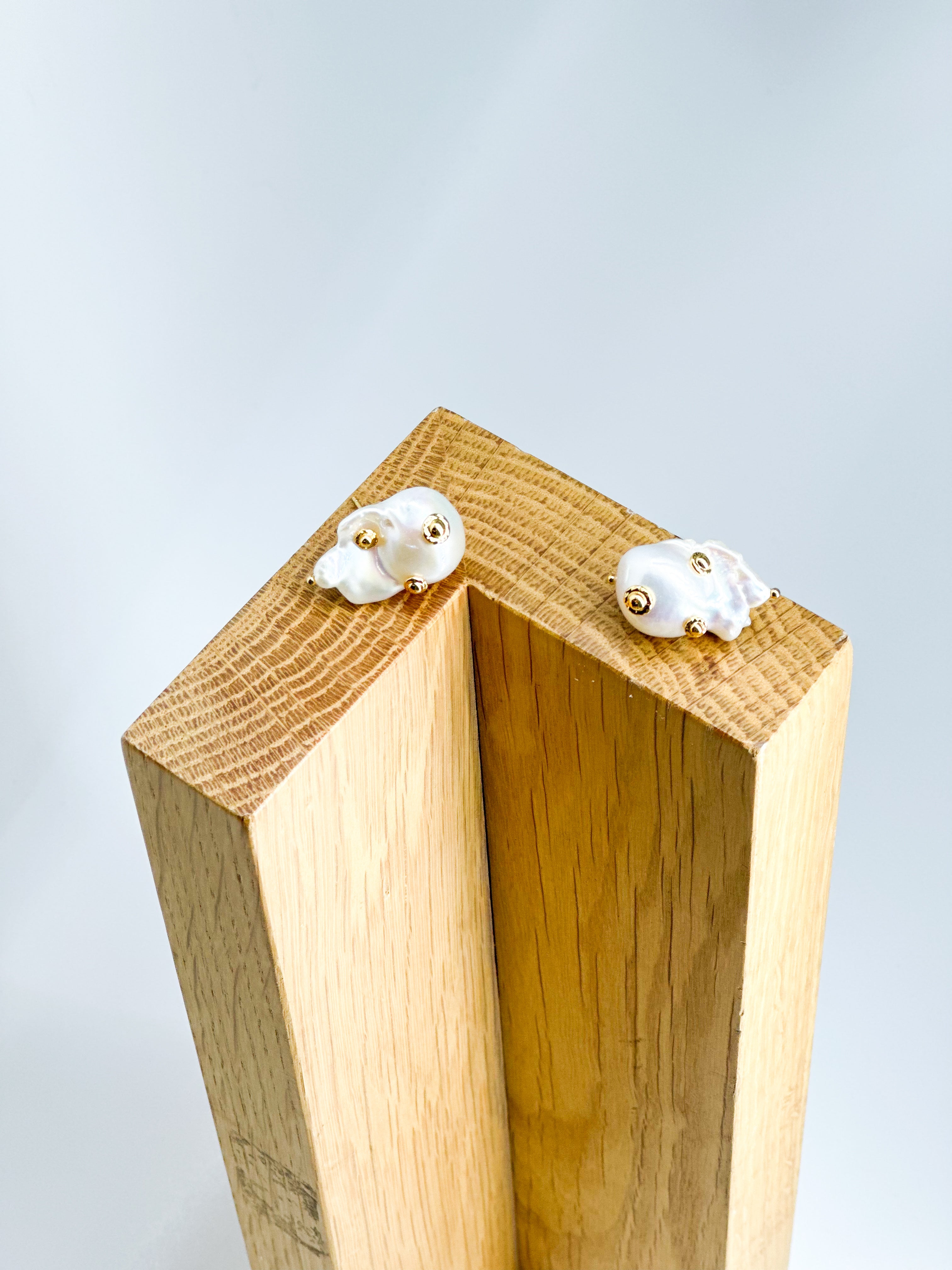Star in Baroque Pearl Paired Stud Earring