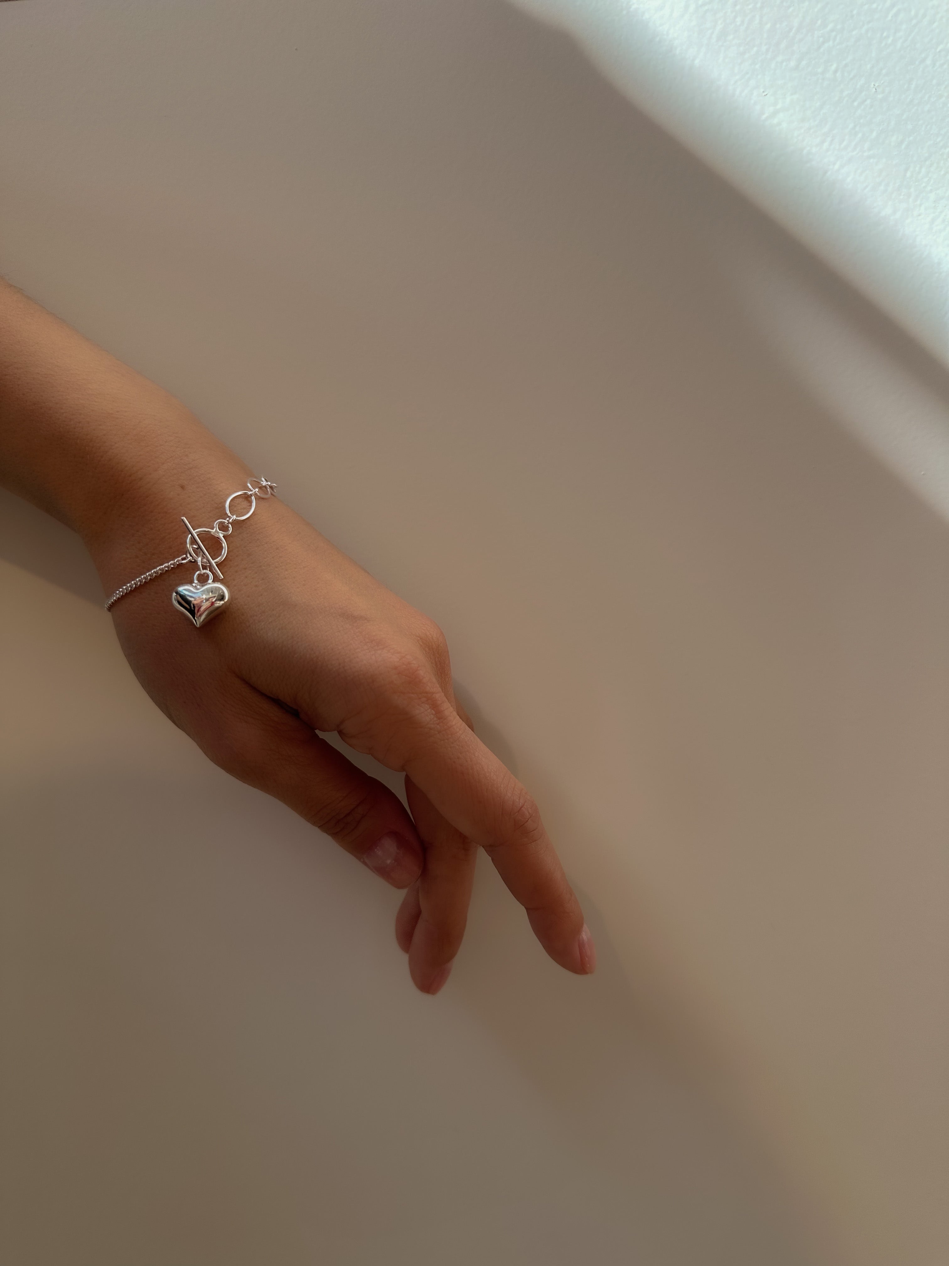 jWS Heart Silver Bracelet