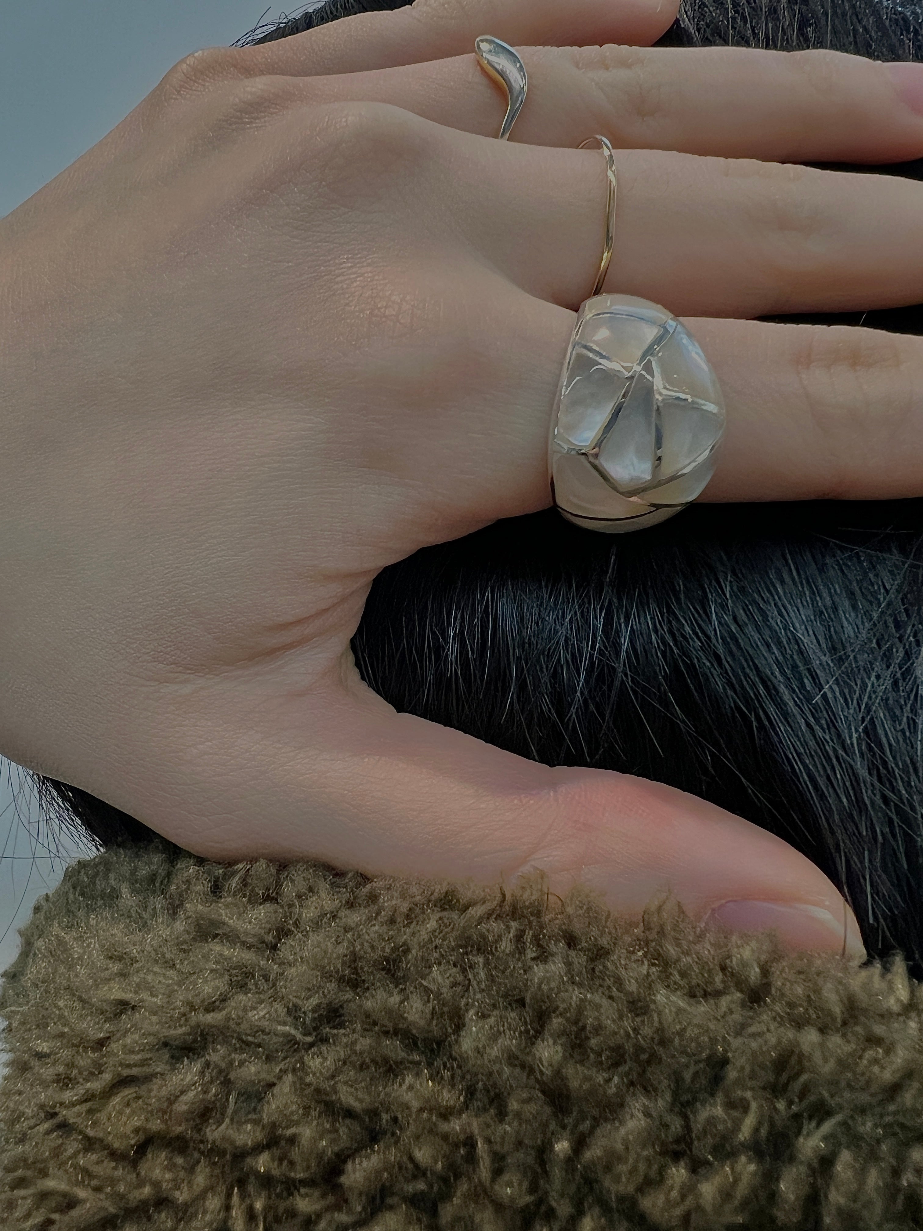 Mother of Pearl Sterling silver ring