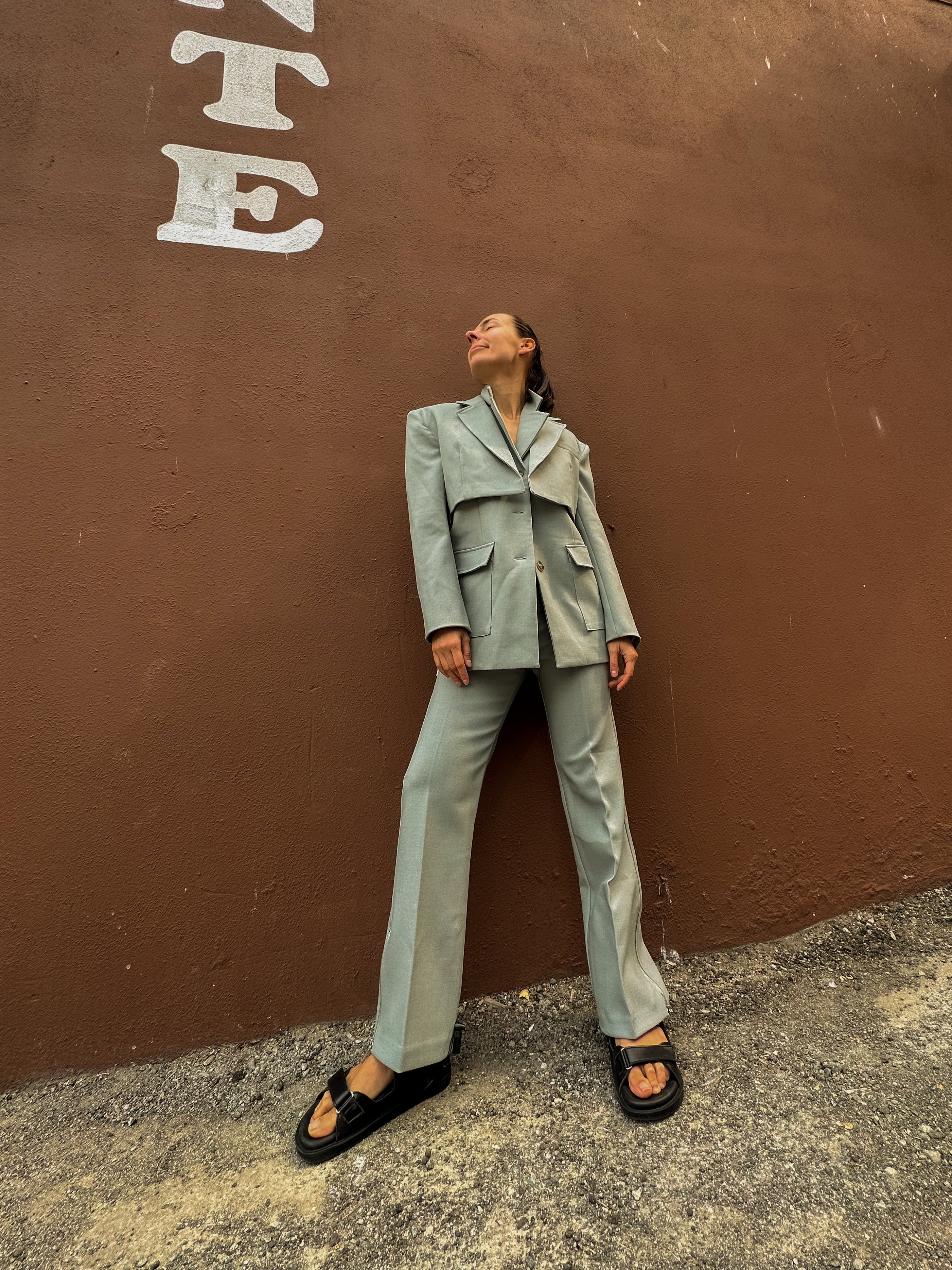 Muunk Azure Tailored Cropped Blazer