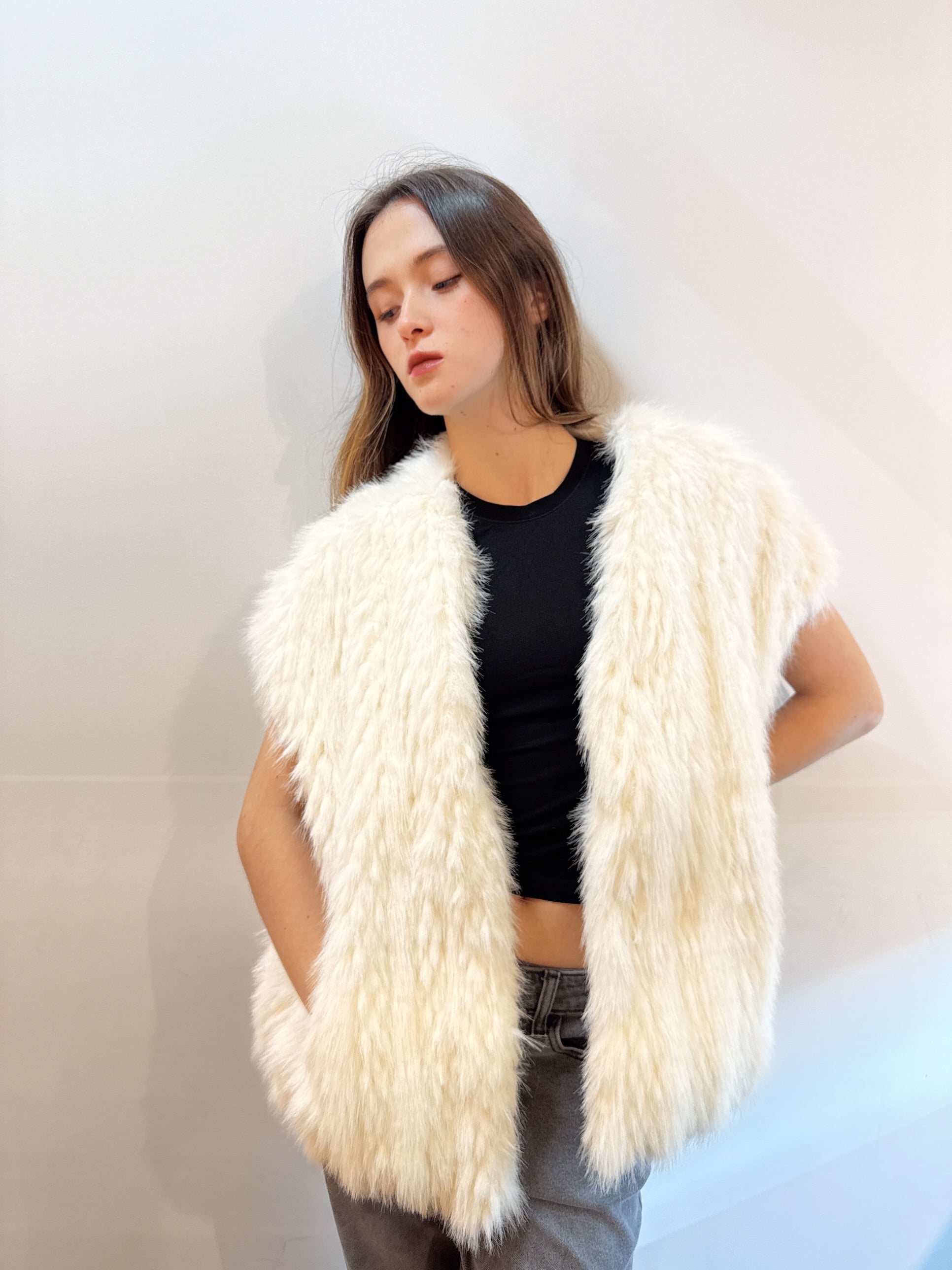 Feliz Faux Shearling Vest