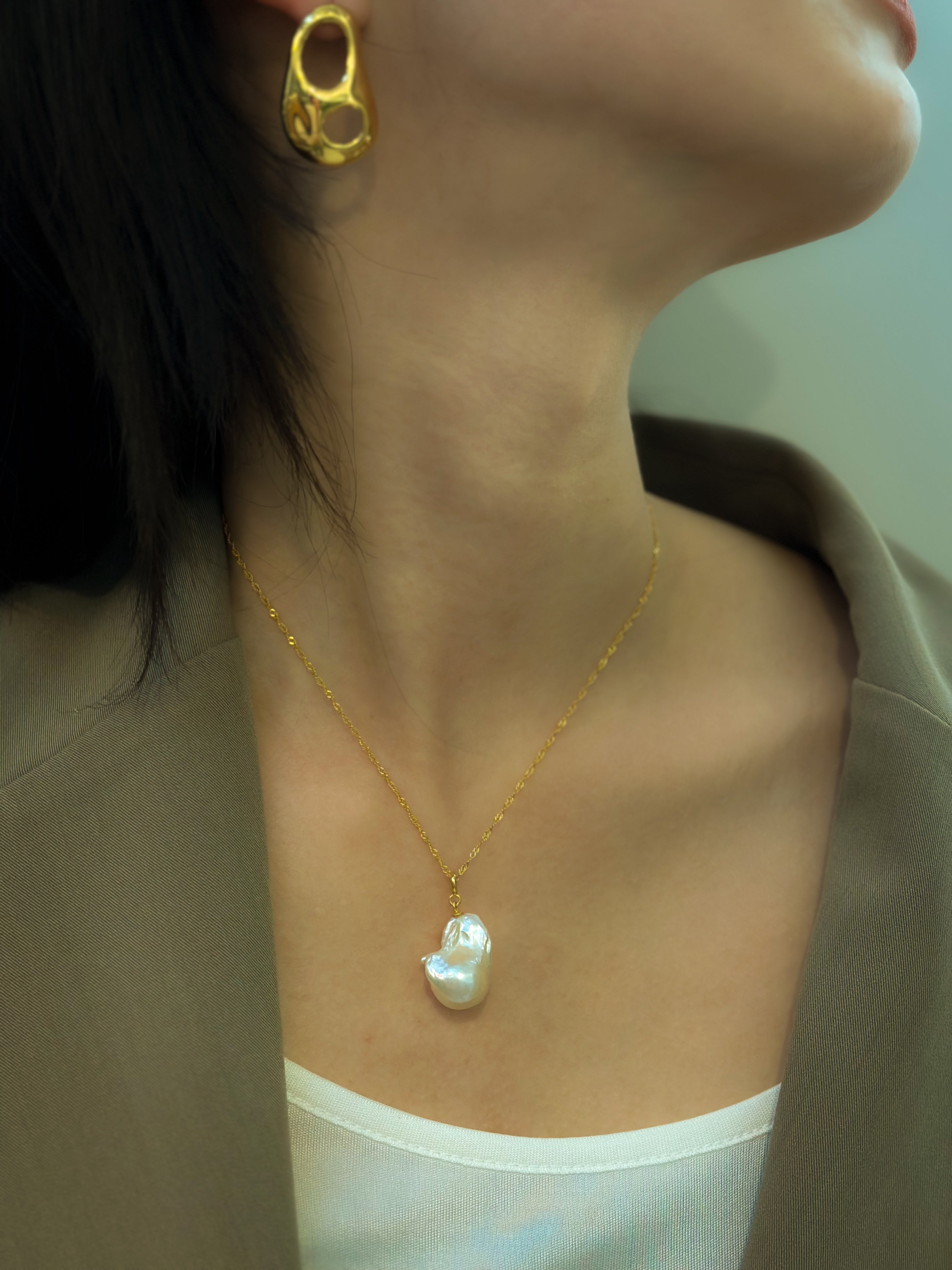 JWS  Single Baroque Pearl Necklace