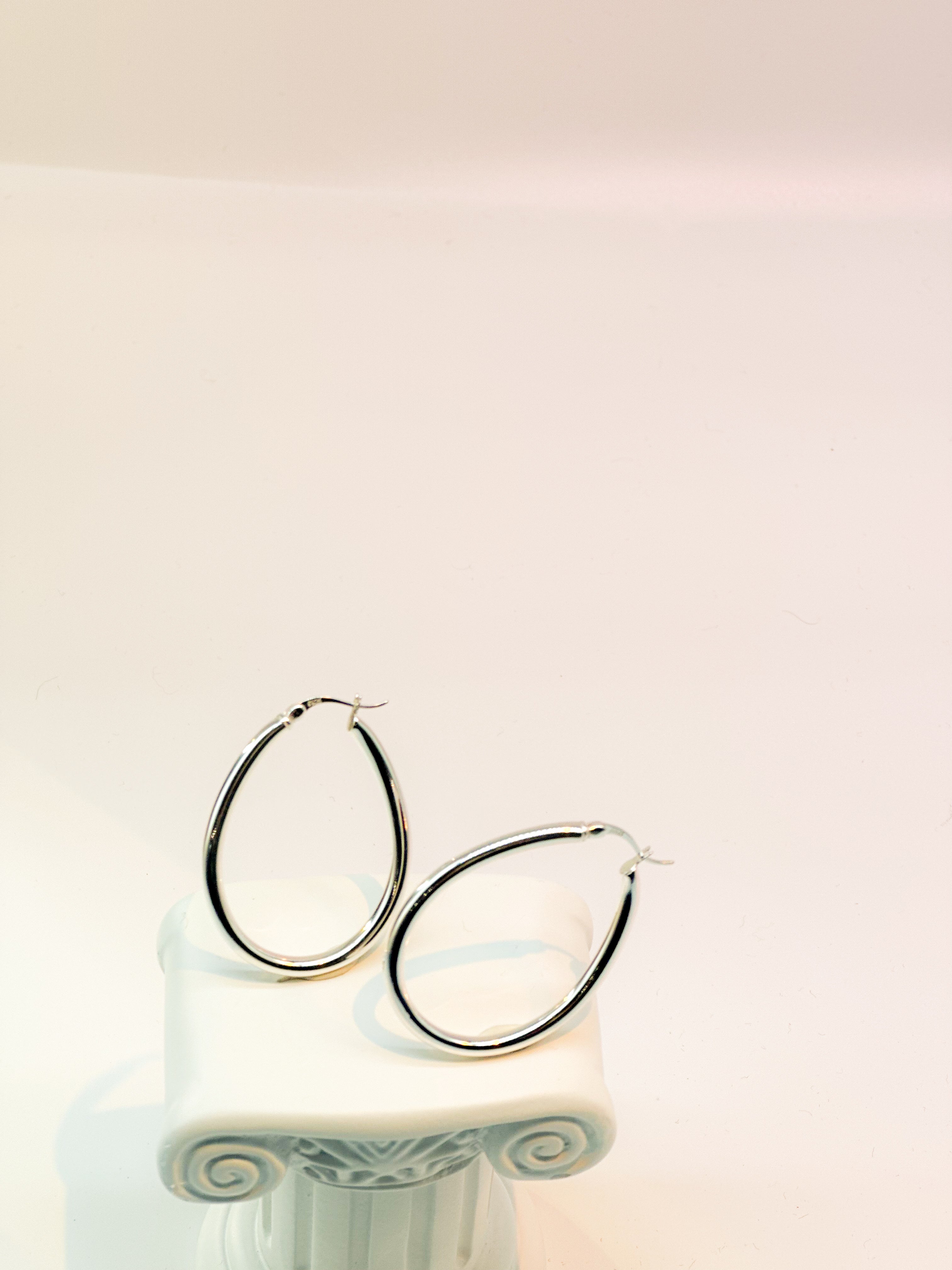 silver oval loop earring
