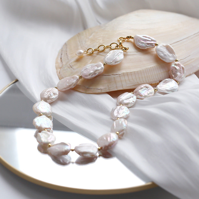 Baroque squared pearl necklace