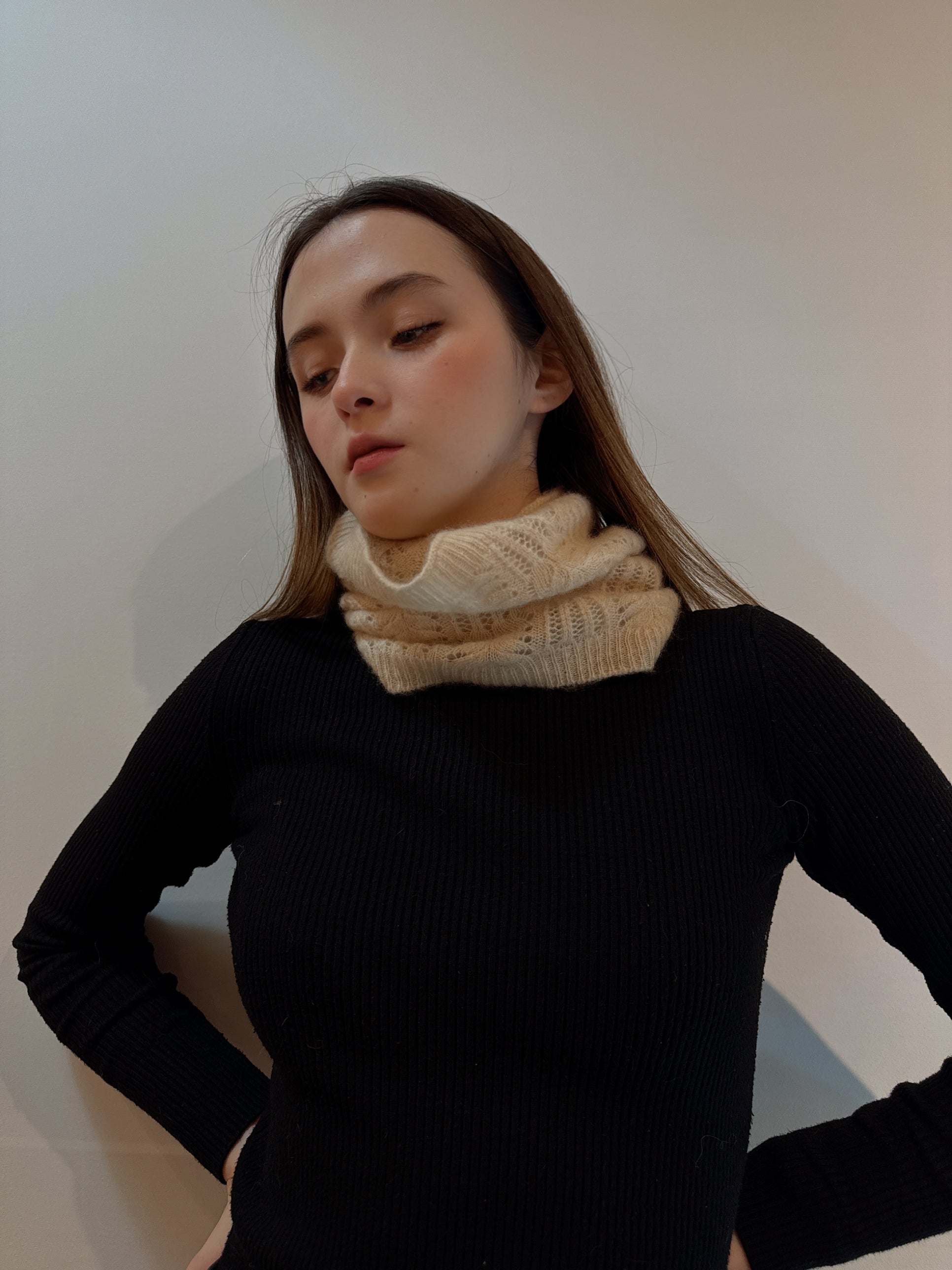 cashmere goucha neck warmer