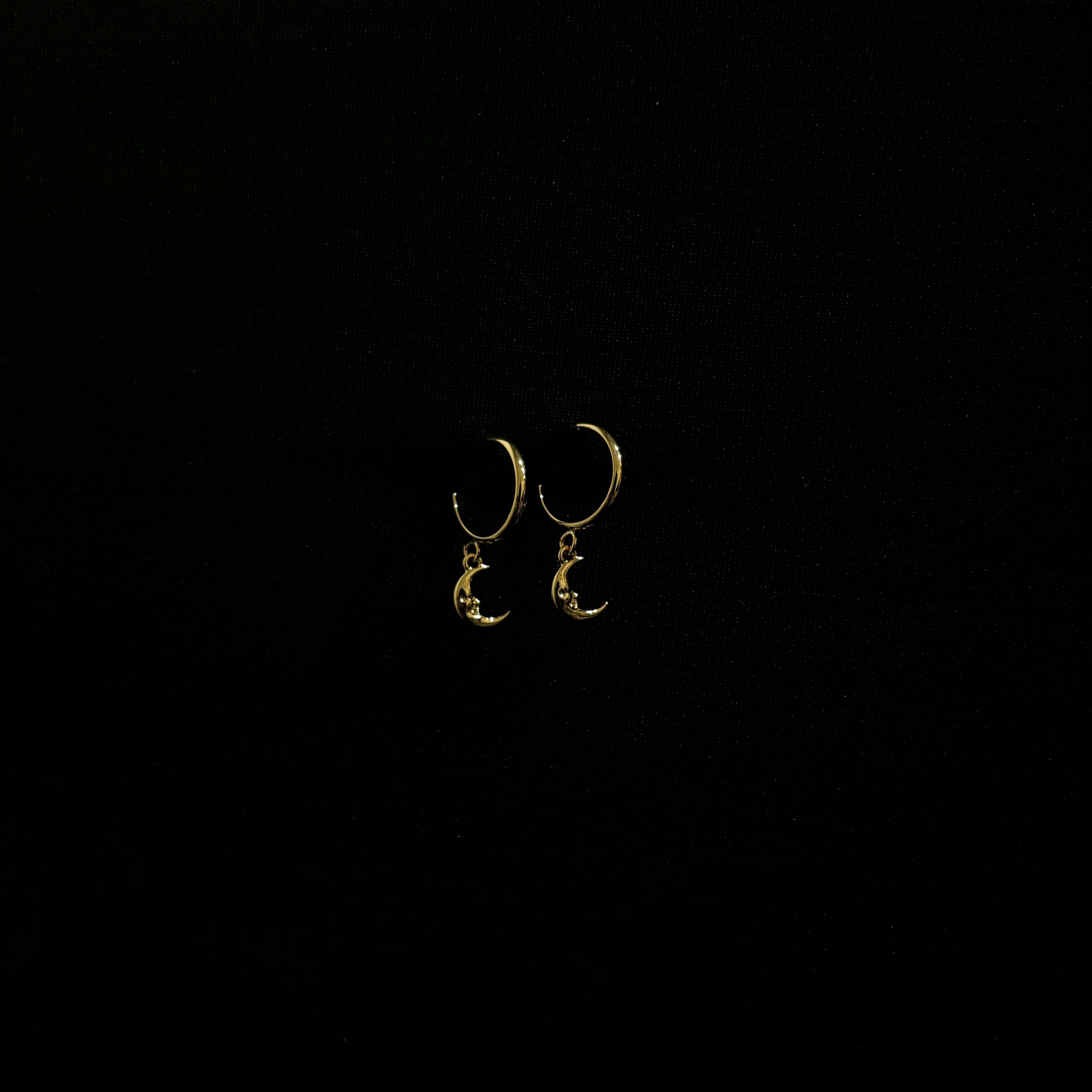 Asymmetrical Eye & Moon Hooks