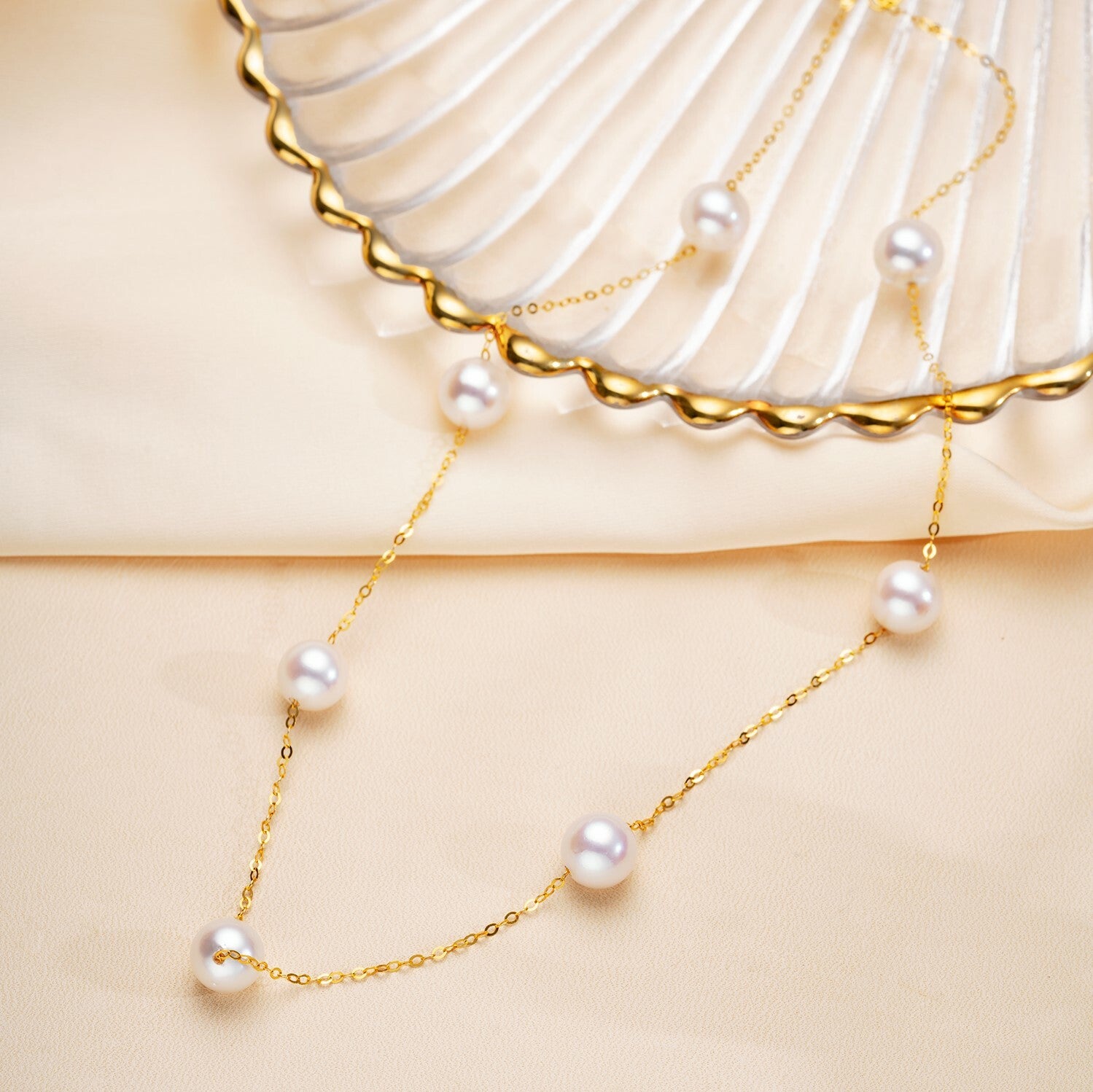 JWS Pearls Station Necklace